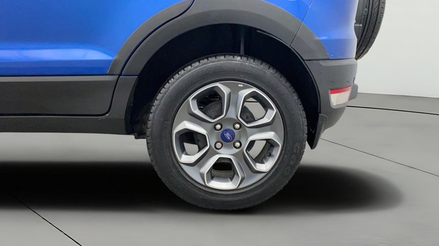 Second-hand 2020 Ford Ecosport 1.5 Petrol Titanium for sale in Lucknow-29