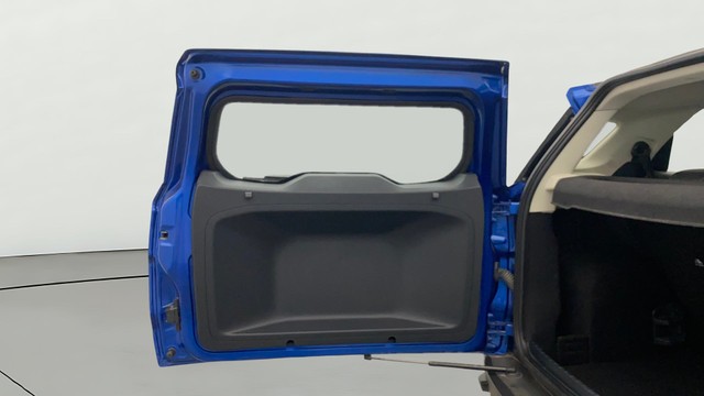 Second-hand 2020 Ford Ecosport 1.5 Petrol Titanium for sale in Lucknow-4