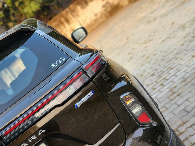 Second-hand 2022 Maruti Suzuki Grand Vitara Zeta AT BSVI for sale in New Delhi-17