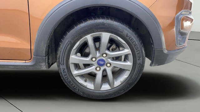 Second-hand 2018 Ford Freestyle Titanium Petrol BSIV for sale in Chennai-27