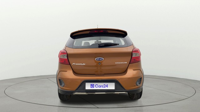 Second-hand 2018 Ford Freestyle Titanium Petrol BSIV for sale in Chennai-15