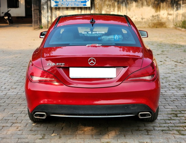 Second-hand 2016 Mercedes-Benz CLA 200 Sport Edition for sale in New Delhi-2