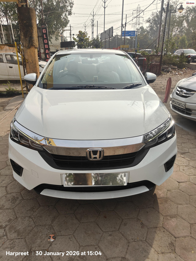Second-hand 2023 Honda City VX MT for sale in Bhopal-5