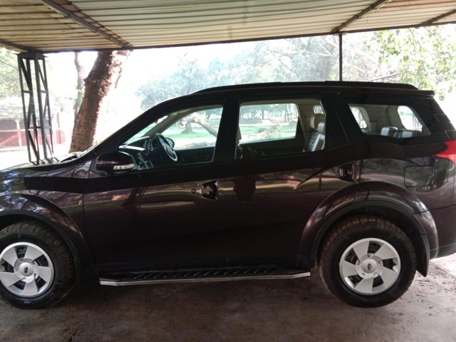 Second-hand 2018 Mahindra XUV500 W6 2WD for sale in Faridabad-2
