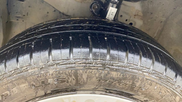 Second-hand 2017 Honda Amaze S Petrol BSIV for sale in Ahmedabad-8