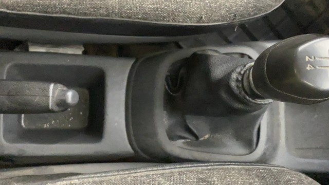 Second-hand 2016 Renault KWID RXT for sale in Ahmedabad-13