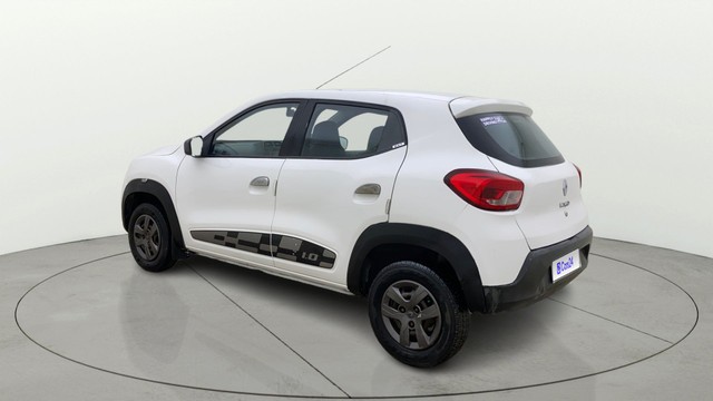 Second-hand 2016 Renault KWID RXT for sale in Ahmedabad-4