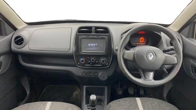 Second-hand 2016 Renault KWID RXT for sale in Ahmedabad-10