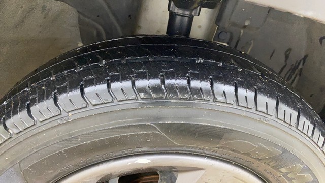 Second-hand 2016 Renault KWID RXT for sale in Ahmedabad-28