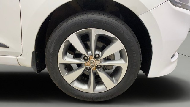 Second-hand 2016 Hyundai i20 Asta Option 1.2 for sale in Kochi-24