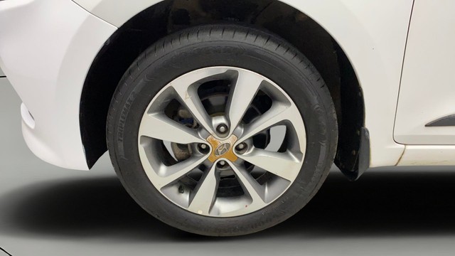 Second-hand 2016 Hyundai i20 Asta Option 1.2 for sale in Kochi-26