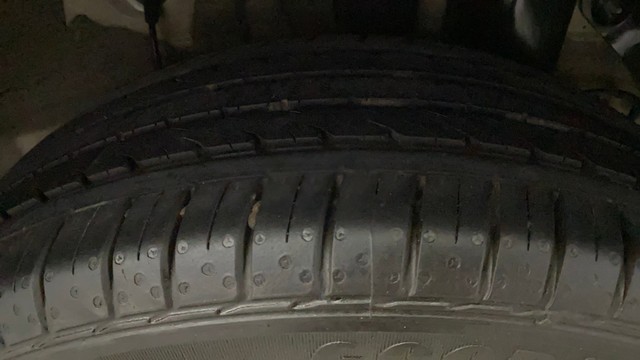 Second-hand 2016 Hyundai i20 Asta Option 1.2 for sale in Kochi-32