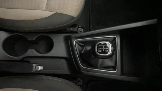 Second-hand 2016 Hyundai i20 Asta Option 1.2 for sale in Kochi-13