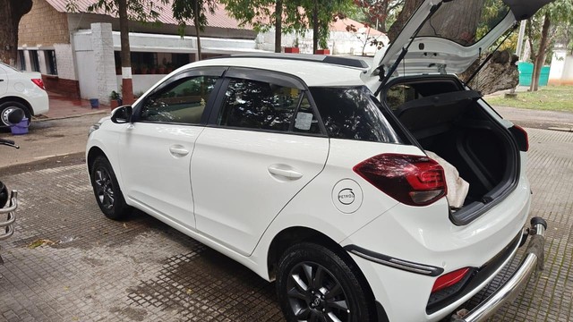 Second-hand 2020 Hyundai i20 Sportz Plus BSIV for sale in Proddatur-4