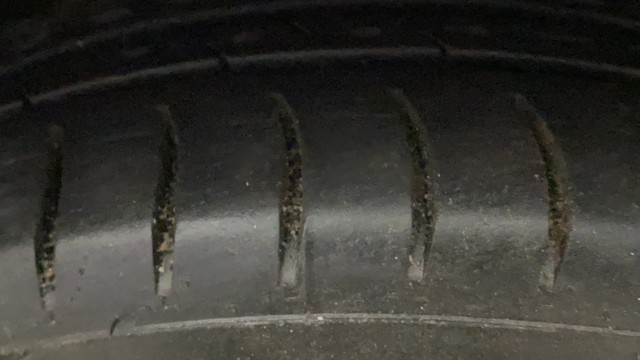 Second-hand 2015 Hyundai Grand i10 Era for sale in Kochi-28