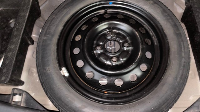 Second-hand 2017 Maruti Suzuki Wagon R VXI AT for sale in Mysore-21