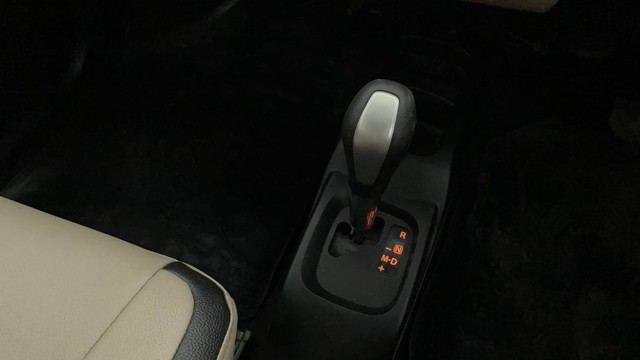 Second-hand 2017 Maruti Suzuki Wagon R VXI AT for sale in Mysore-12