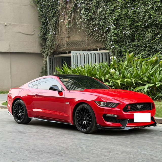 Second-hand 2016 Ford Mustang V8 for sale in Mumbai-9