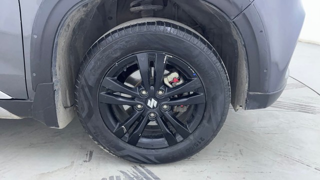 Second-hand 2019 Maruti Vitara Brezza ZDi Plus for sale in Hyderabad-17