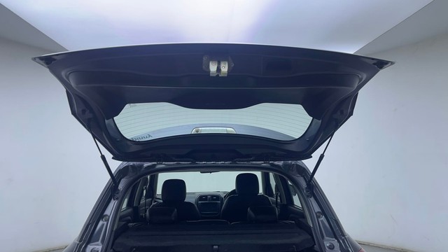 Second-hand 2019 Maruti Vitara Brezza ZDi Plus for sale in Hyderabad-26