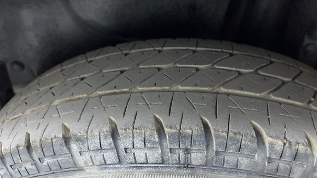 Second-hand 2013 Maruti Suzuki Swift Dzire VDI for sale in Hyderabad-25