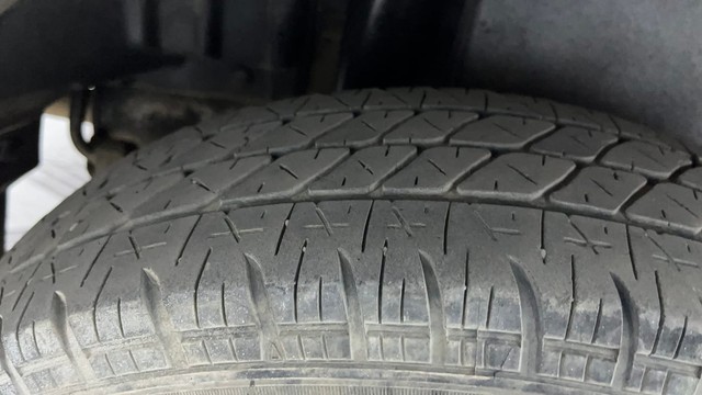 Second-hand 2013 Maruti Suzuki Swift Dzire VDI for sale in Hyderabad-24