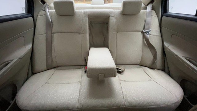 Second-hand 2013 Maruti Suzuki Swift Dzire VDI for sale in Hyderabad-39