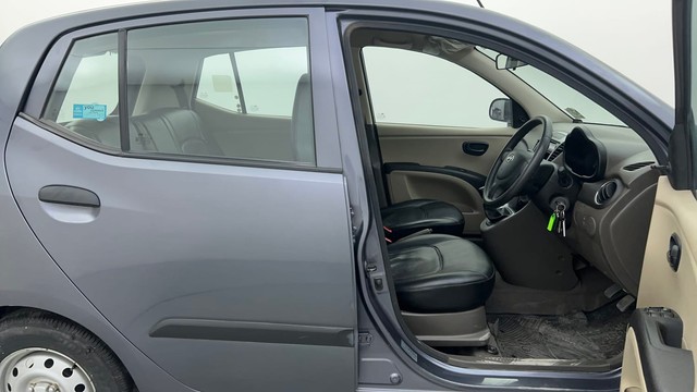 Second-hand 2014 Hyundai i10 Magna 1.1 for sale in Ahmedabad-15