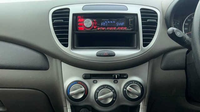 Second-hand 2014 Hyundai i10 Magna 1.1 for sale in Ahmedabad-26