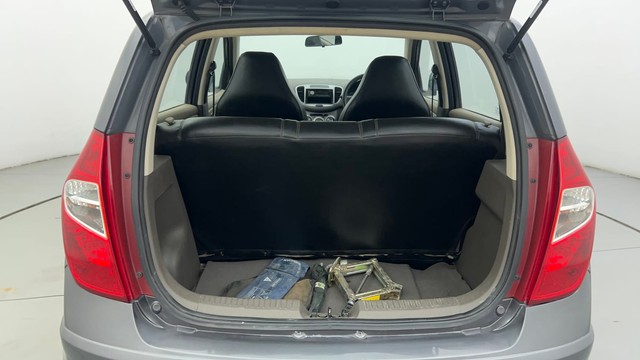 Second-hand 2014 Hyundai i10 Magna 1.1 for sale in Ahmedabad-9