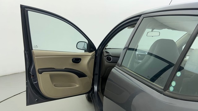 Second-hand 2014 Hyundai i10 Magna 1.1 for sale in Ahmedabad-31