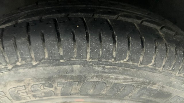 Second-hand 2014 Hyundai i10 Magna 1.1 for sale in Ahmedabad-30