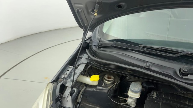 Second-hand 2015 Maruti Suzuki Wagon R VXI for sale in Ahmedabad-32