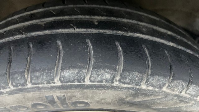 Second-hand 2015 Maruti Suzuki Wagon R VXI for sale in Ahmedabad-23