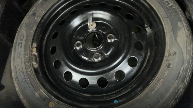 Second-hand 2015 Maruti Suzuki Wagon R VXI for sale in Ahmedabad-21