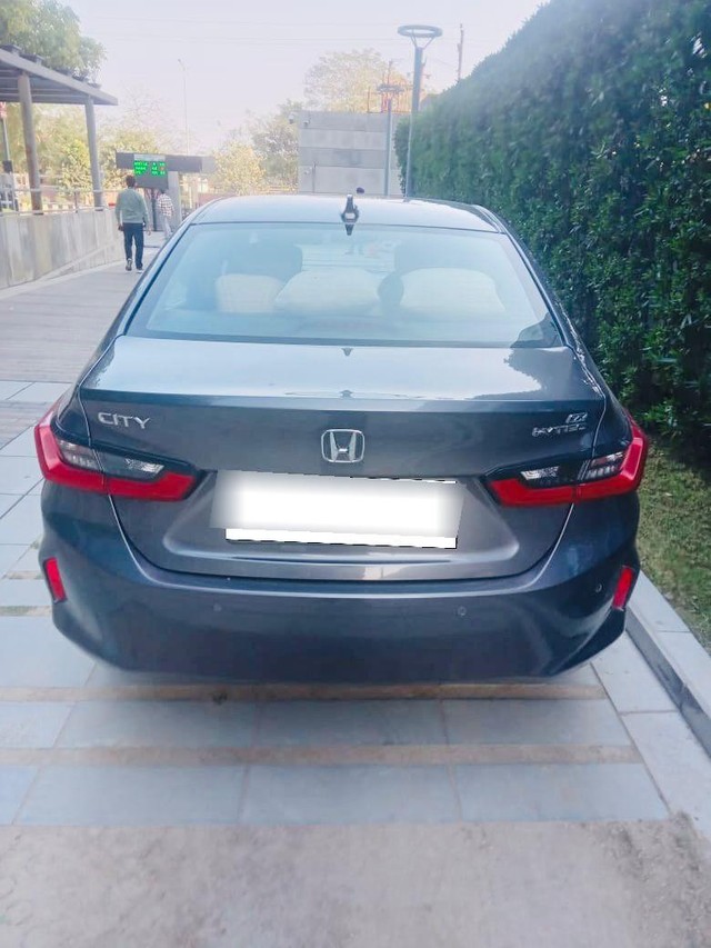 Honda City ZX CVT Second-hand 2022 Honda City ZX CVT for sale in Noida-3