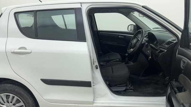 Second-hand 2013 Maruti Suzuki Swift VXI for sale in Ahmedabad-15