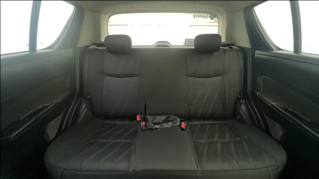 Second-hand 2013 Maruti Suzuki Swift VXI for sale in Ahmedabad-24