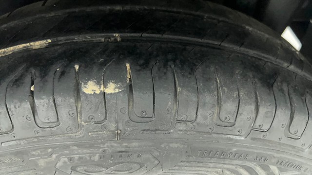 Second-hand 2013 Maruti Suzuki Swift VXI for sale in Ahmedabad-38