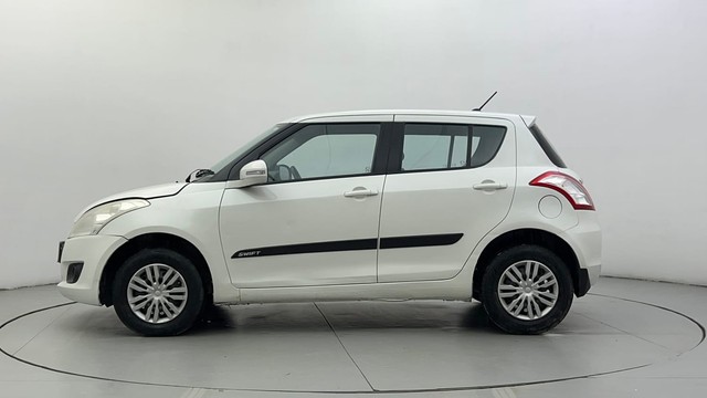 Second-hand 2013 Maruti Suzuki Swift VXI for sale in Ahmedabad-6