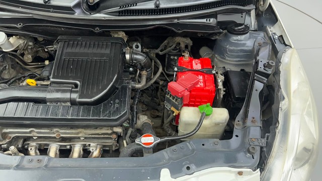 Second-hand 2013 Maruti Suzuki Swift VXI for sale in Ahmedabad-39