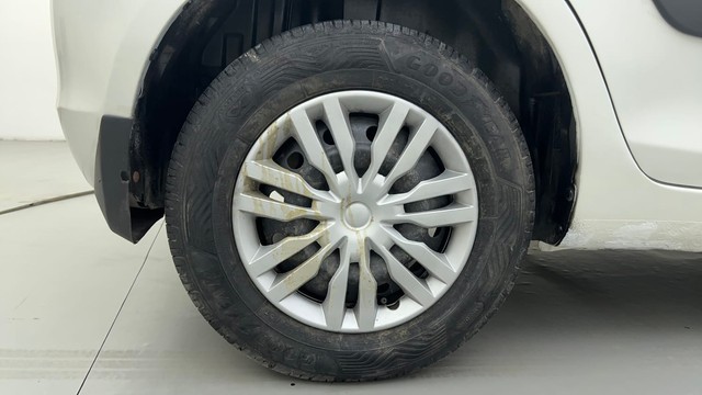 Second-hand 2013 Maruti Suzuki Swift VXI for sale in Ahmedabad-18