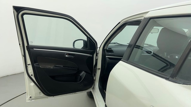 Second-hand 2013 Maruti Suzuki Swift VXI for sale in Ahmedabad-25