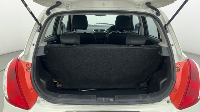 Second-hand 2013 Maruti Suzuki Swift VXI for sale in Ahmedabad-9