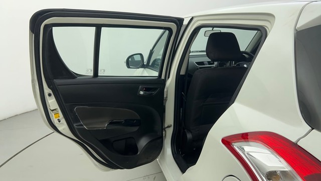 Second-hand 2013 Maruti Suzuki Swift VXI for sale in Ahmedabad-33