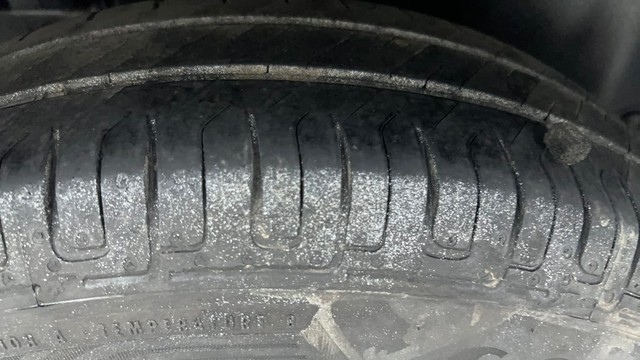 Second-hand 2013 Maruti Suzuki Swift VXI for sale in Ahmedabad-26