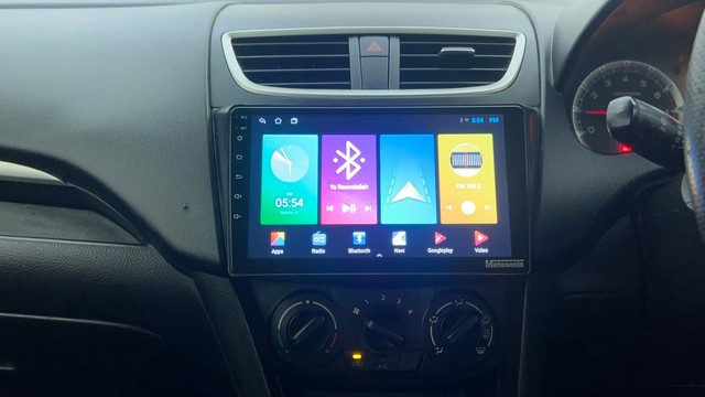 Second-hand 2013 Maruti Suzuki Swift VXI for sale in Ahmedabad-32