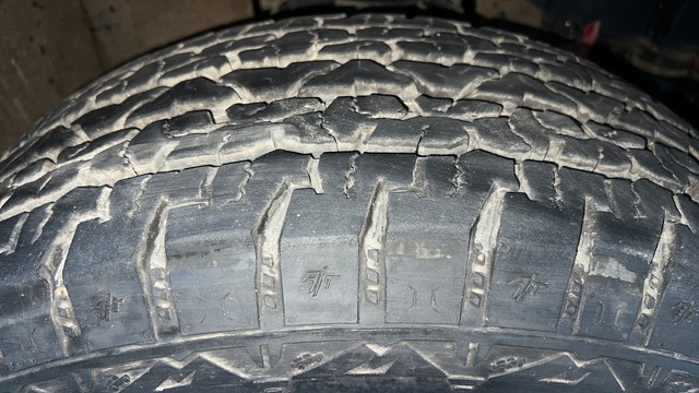 Second-hand 2023 Mahindra Thar LX 4WD Hard Top BSVI for sale in New Delhi-34