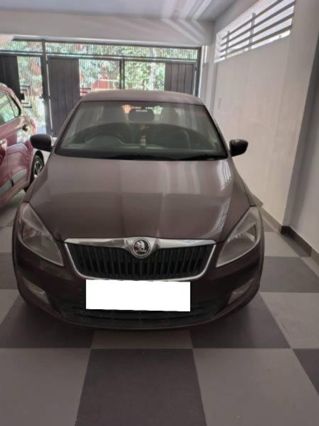 Second-hand 2015 Skoda Rapid 1.5 TDI AT Ambition Plus for sale in Bangalore-2