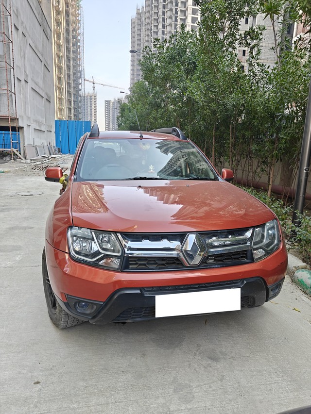 Second-hand 2016 Renault Duster Petrol RxE for sale in Noida-2